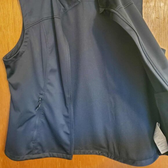 Women's Lightweight Vest (Black) NWT - Picture 8 of 12